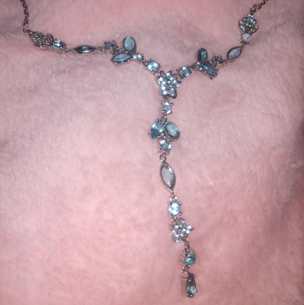 2/$25 Blue jewel necklace